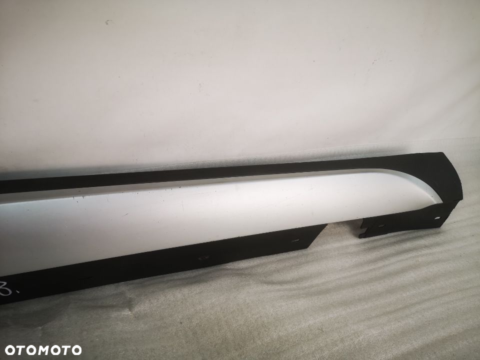 BMW X1 E84 09- PRAWA LISTWA PROGOWA / NAKŁADKA PROGU NR AUKCJI PR238 - 6