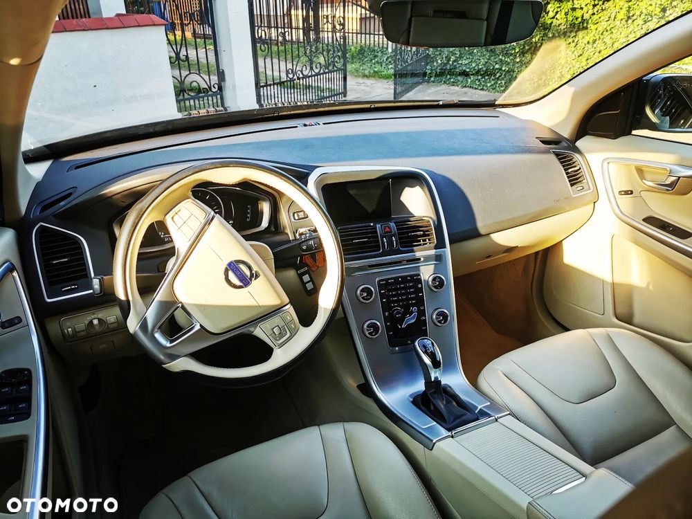 Volvo XC 60 D4 Drive-E Summum - 8