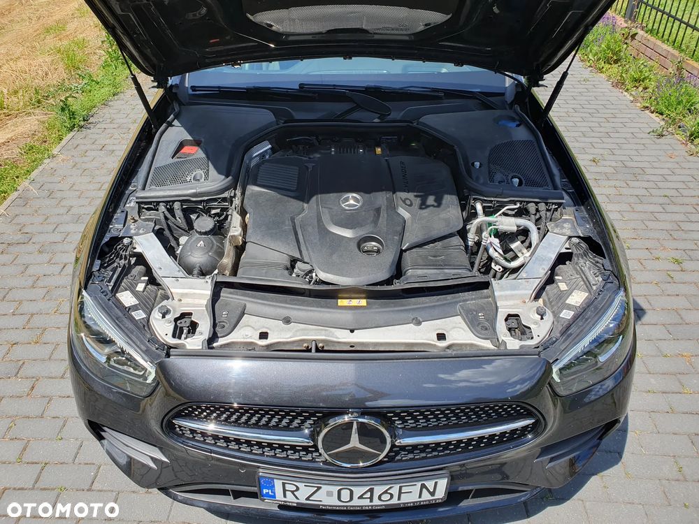Mercedes-Benz Klasa E 400 d 4Matic 9G-TRONIC AMG Line - 11