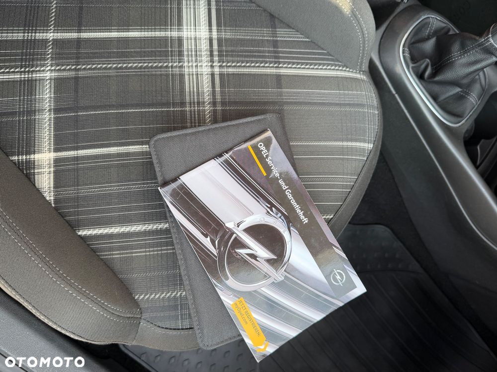 Opel Corsa 1.4 Innovation - 19