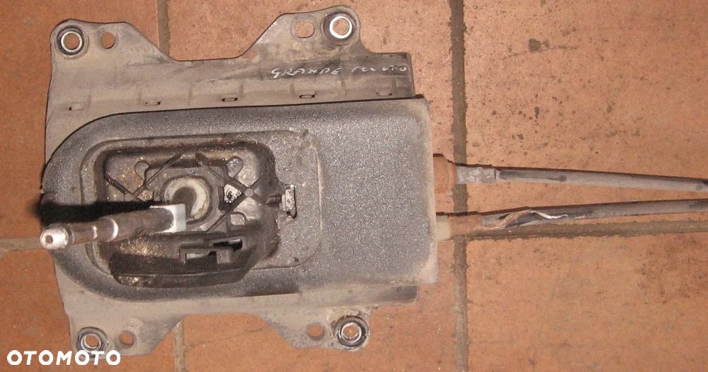 lewarek wybierak FIAT GRANDE PUNTO 1.2 1.4 8V - 2