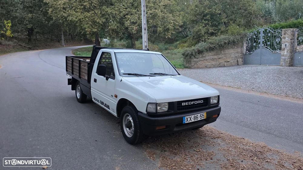 Bedford Brava/Direção Assistida - 32