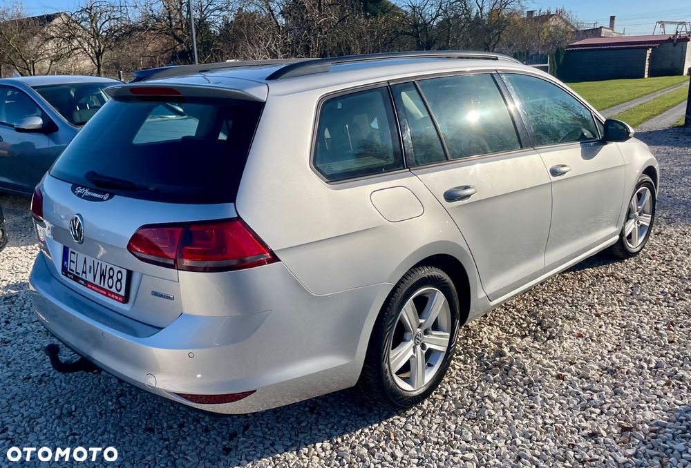 Volkswagen Golf 1.6 TDI BlueMotion Technology Cup - 16