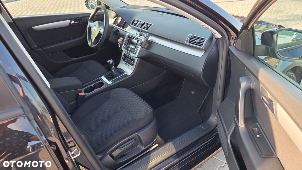 Volkswagen Passat 2.0 TDI Comfortline Optimum - 14