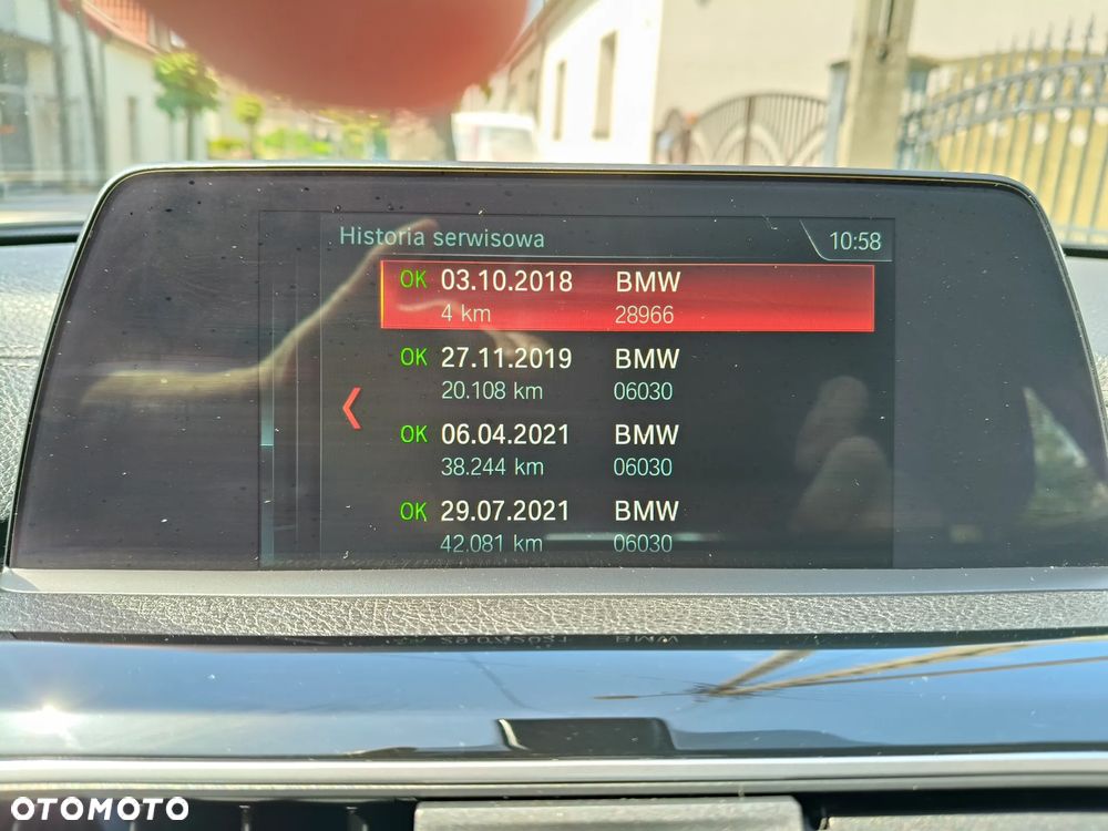BMW Seria 3 318d - 32