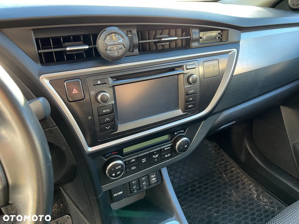 Toyota Auris 1.33 Dual-VVT-i Comfort - 11