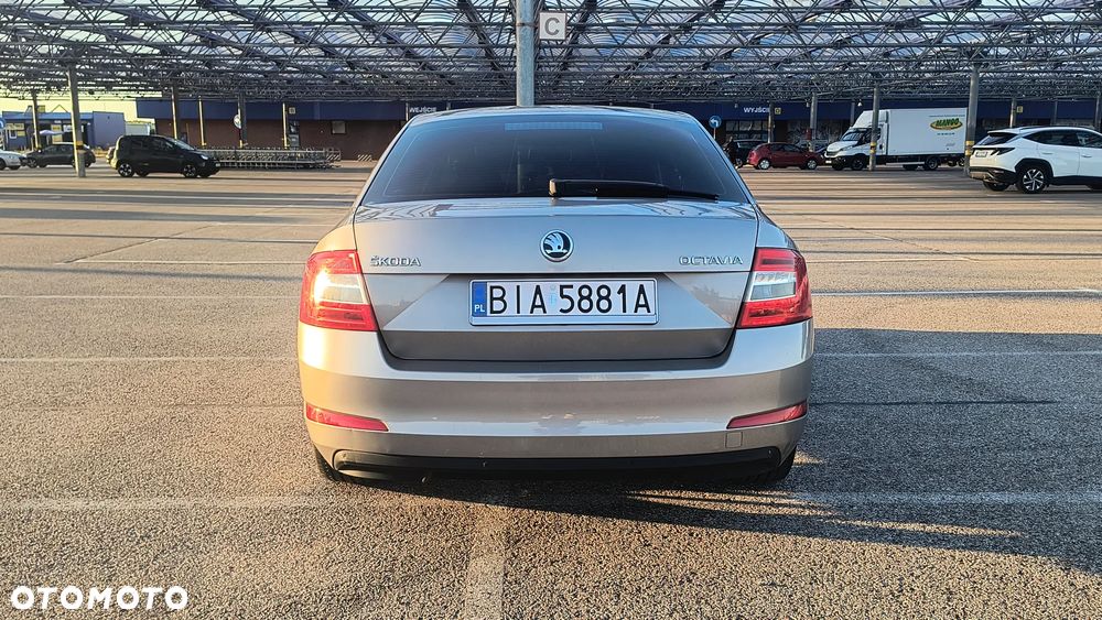 Skoda Octavia 2013 photo 4