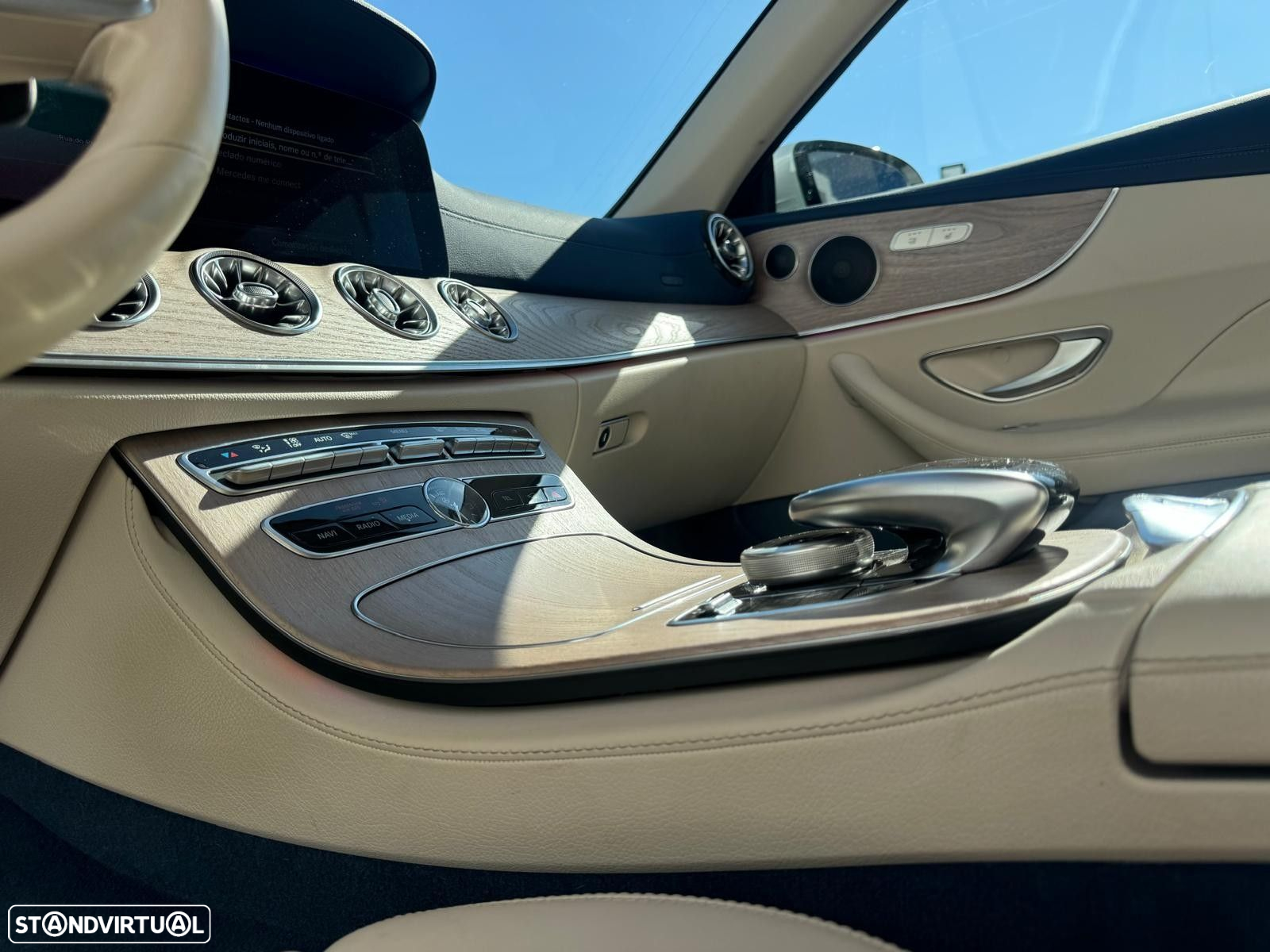 Mercedes-Benz E 200 Aut. - 24