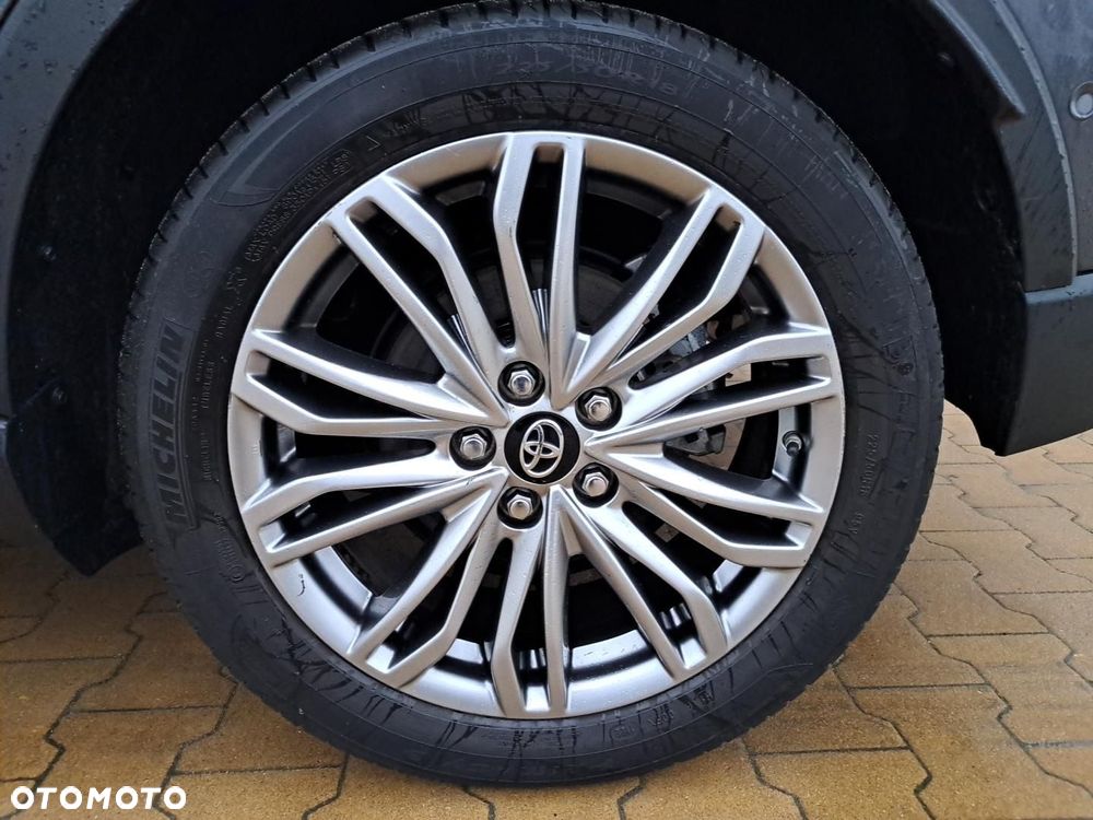 Toyota C-HR 2.0 Hybrid Executive - 16