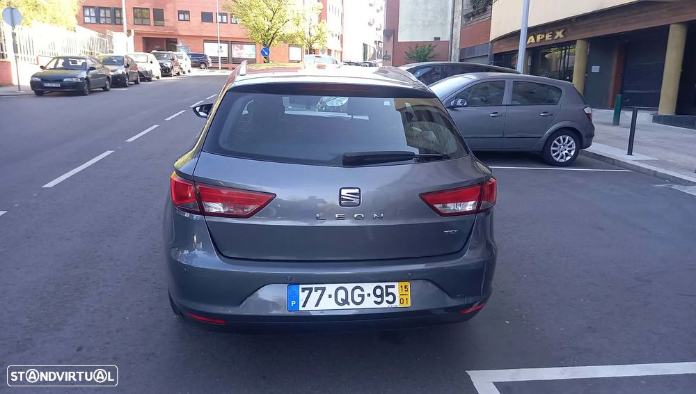 SEAT Leon ST 1.6 TDI S&S Style - 5