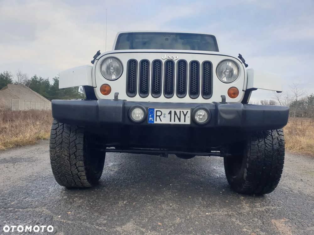 Jeep Wrangler Unlimited 3.8 Automatik Sahara - 19