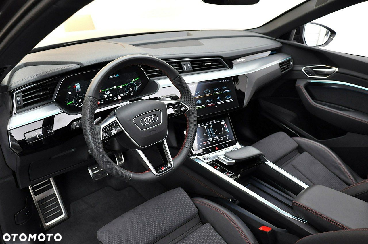Audi Q8 - 21