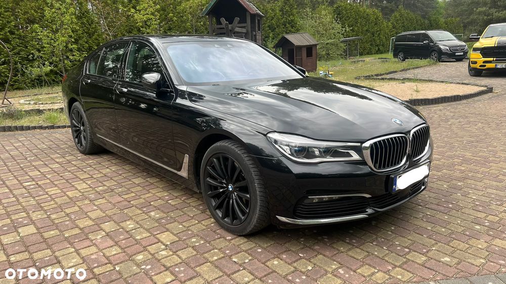 BMW Seria 7 750d xDrive - 2