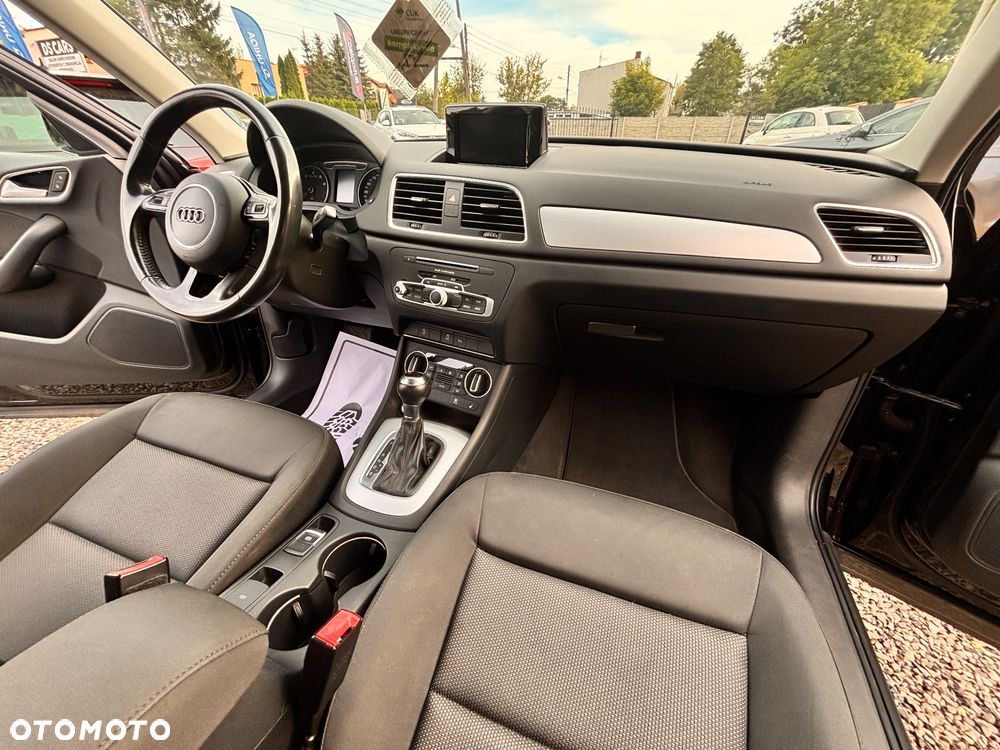Audi Q3 2017 photo 2