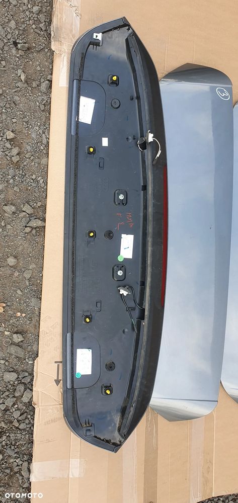 Spoiler lotka klapy bagażnika Audi Q3 8U0827933A - 6