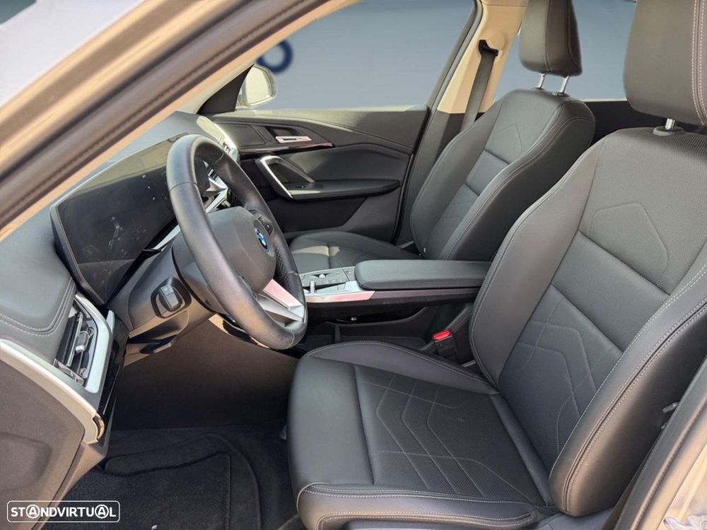 BMW iX1 eDrive20 xLine - 10