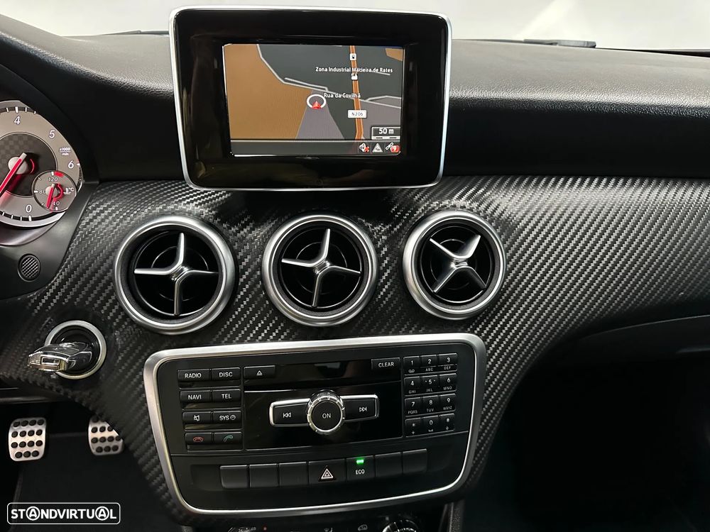 Mercedes-Benz A 180 d AMG Line - 15