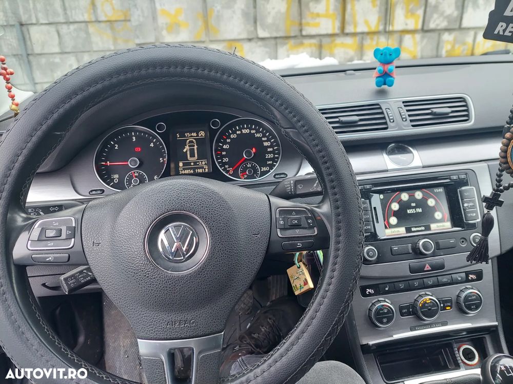 Volkswagen Passat 2.0 TDI Blue TDI Comfortline - 7