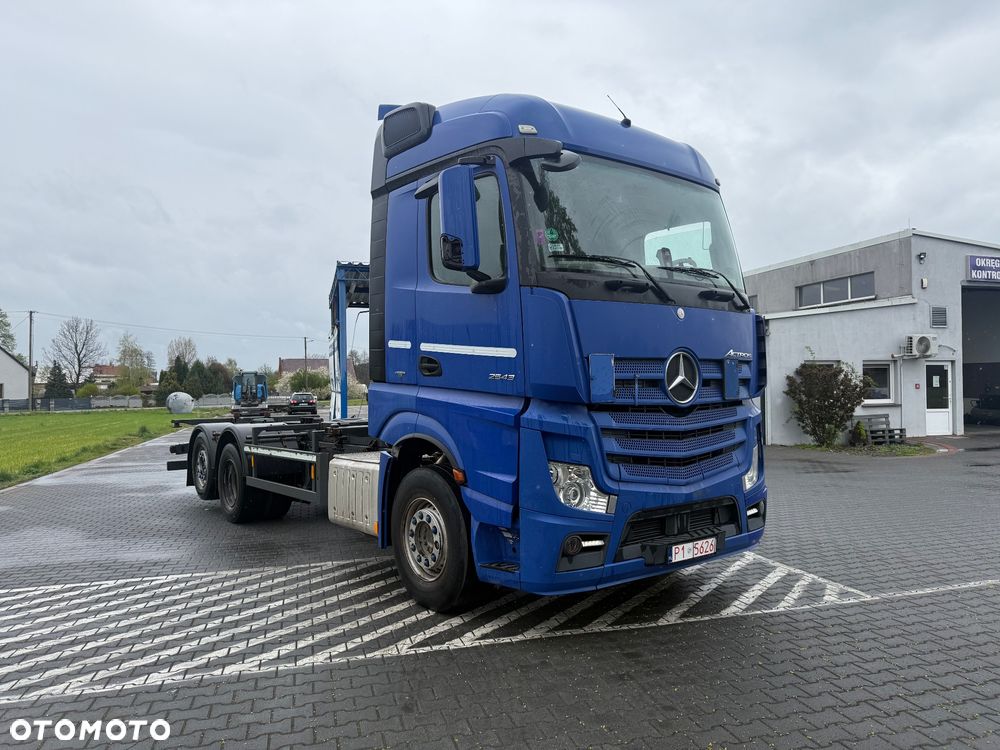 Mercedes-Benz Actros 2543 BDF - 3