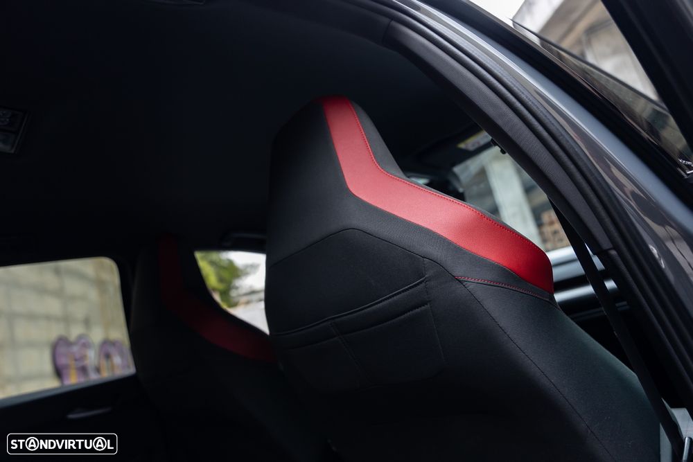 VW Golf 2.0 TSI OPF DSG GTI - 16