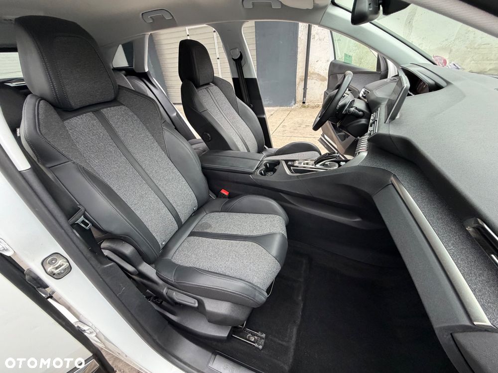 Peugeot 3008 PureTech 130 Stop & Start GPF EAT8 Allure - 7