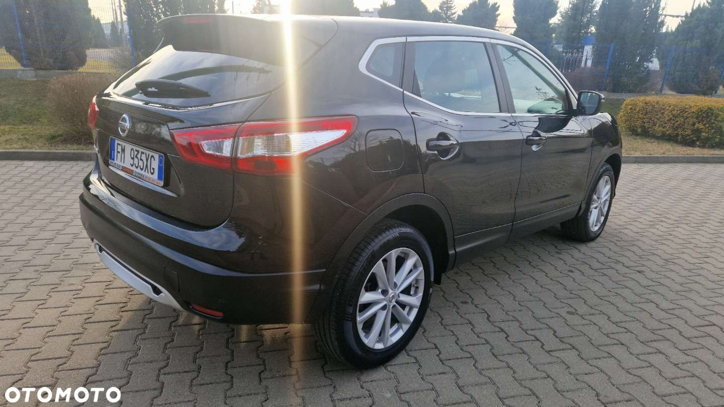 Nissan Qashqai 1.6 DCi N-Connecta - 5