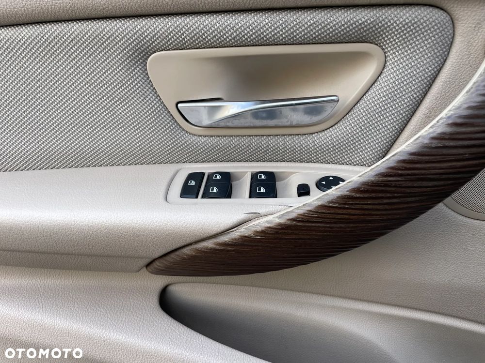 BMW Seria 3 320d Efficient Dynamics Edition Luxury Line - 20
