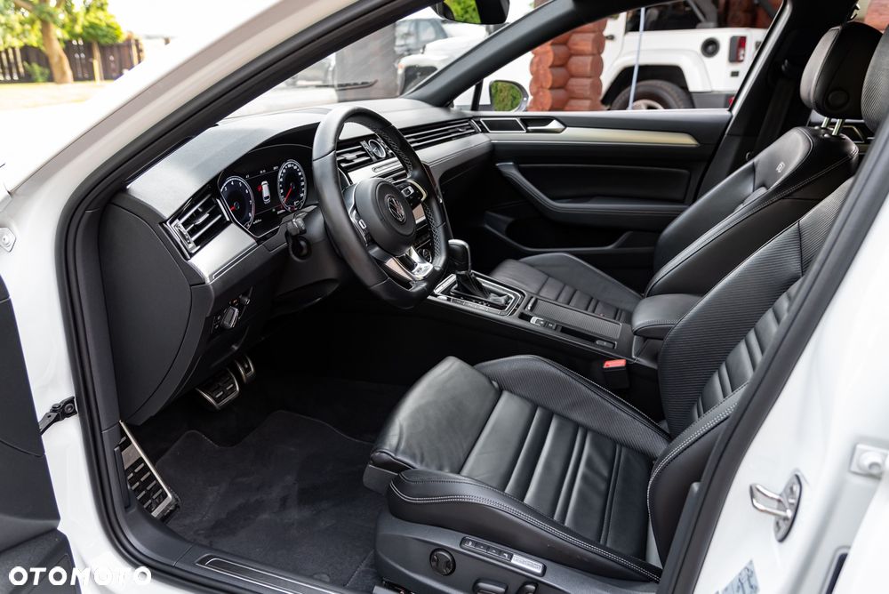 Volkswagen Passat Variant 2.0 TSI (BlueMotion Technology) 4Motion DSG Highline - 16