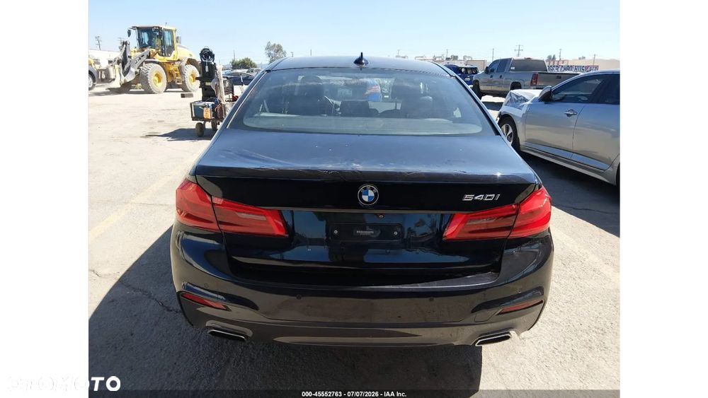 BMW Seria 5 540i xDrive Sport - 8