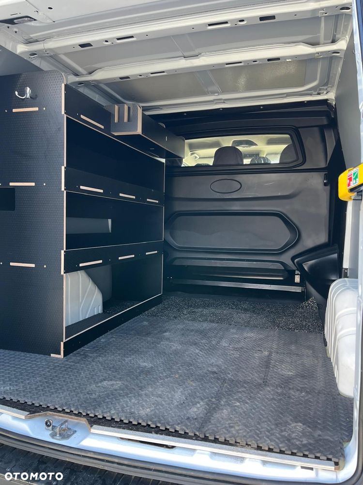 Ford Transit Custom - 8