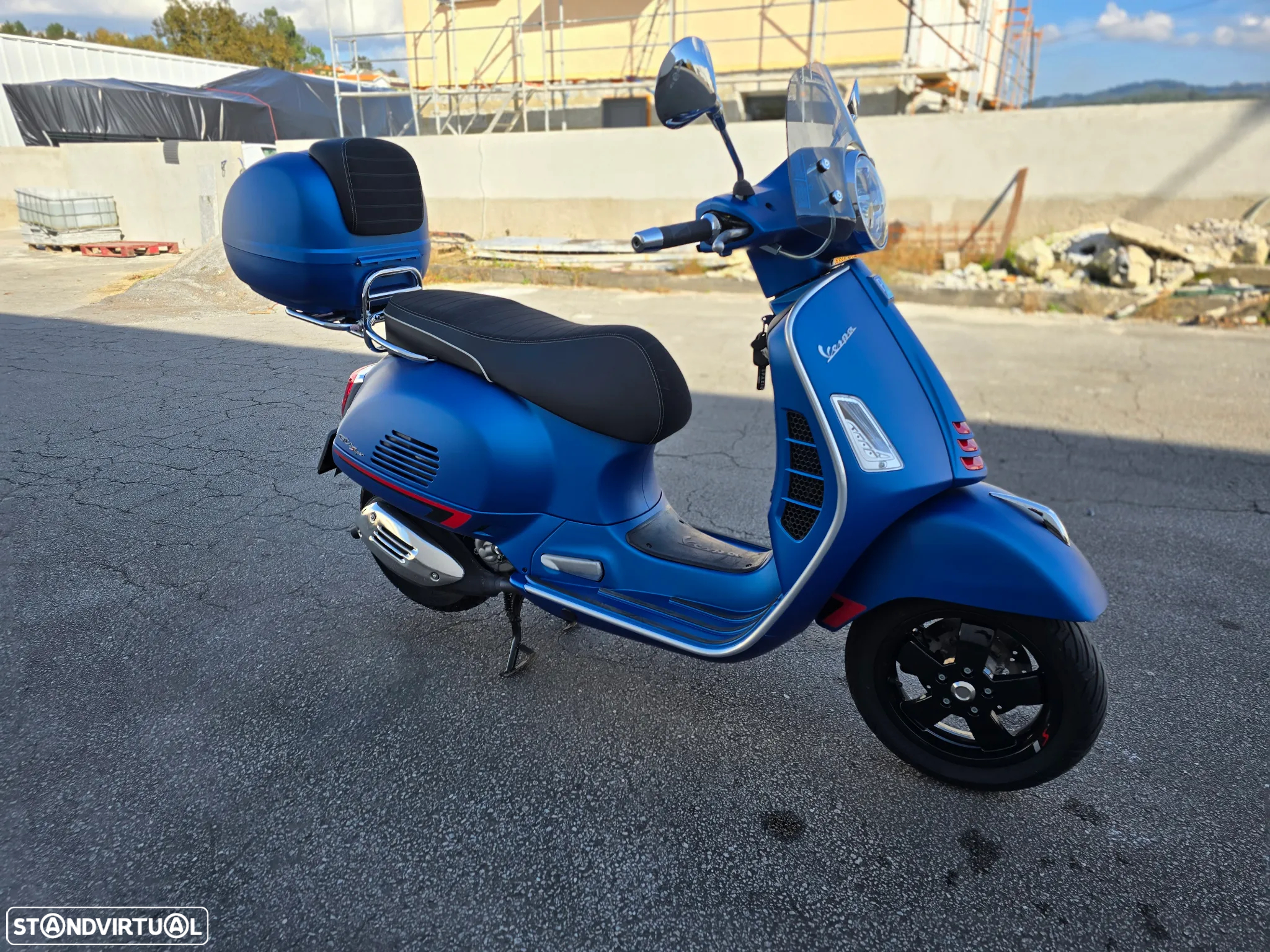Vespa GTS Super Mate - 3
