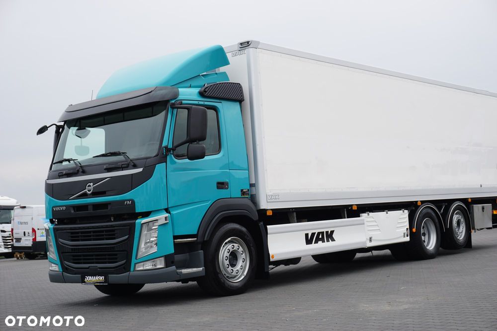 Volvo FM / 330 / E 6 / CHŁODNIA + WINDA / 23 PALETY / OŚ SKRĘTNA / DŁ 9,2 M - 22
