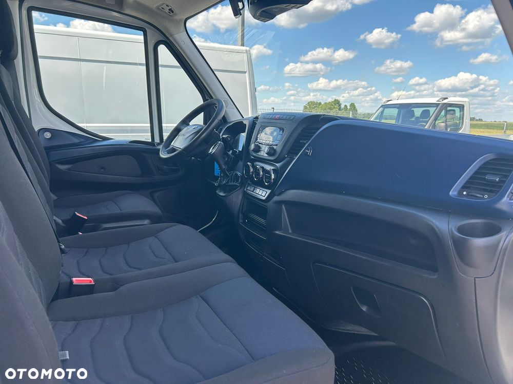 Iveco Daily 50C18 35C18 Hi-Matic 3.0 HPI Kontener 11 palet + winda 750kg **Climatronic**Serwis**Sprowadzony**2019R** - 12