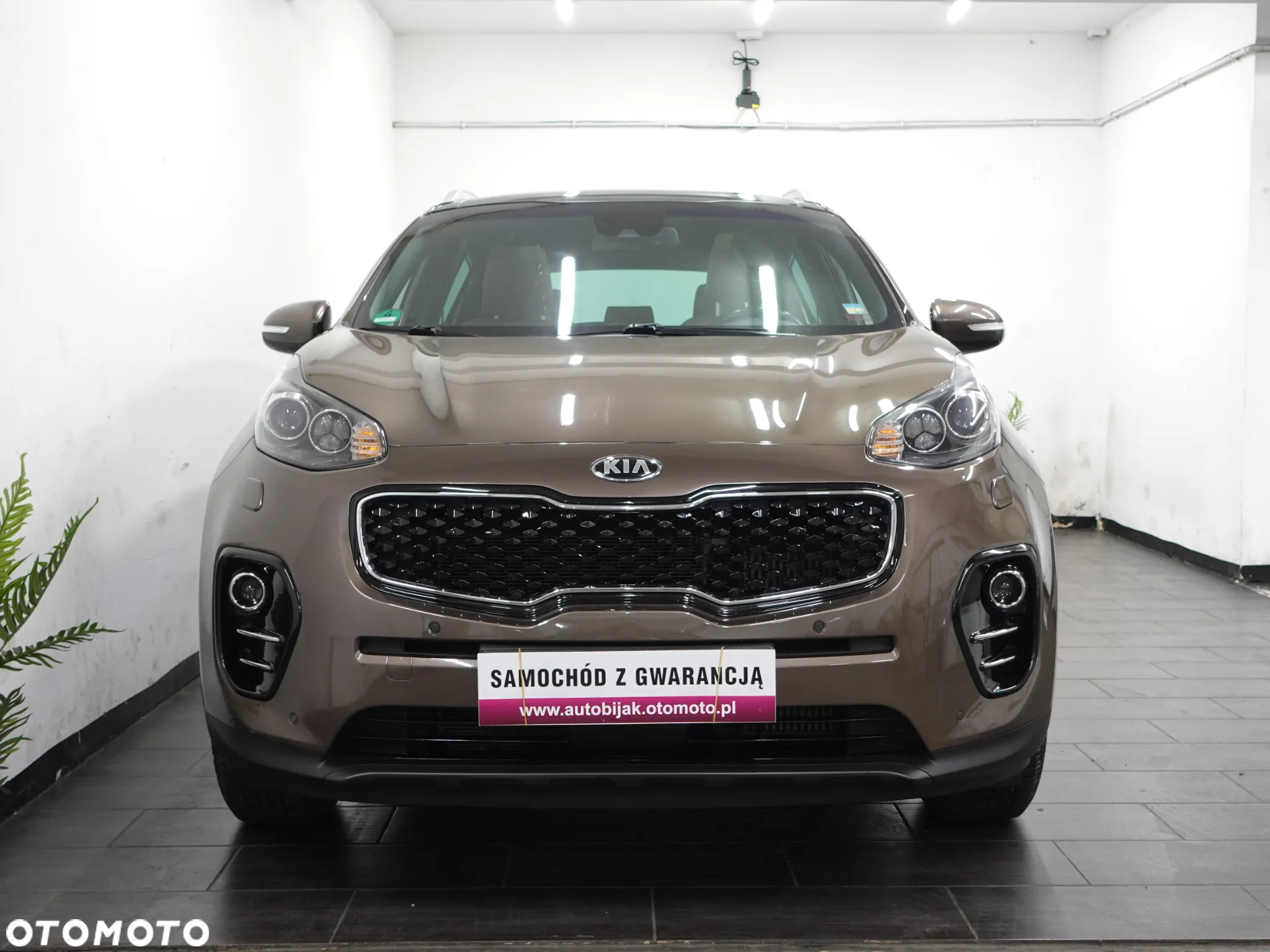 Kia Sportage 2,0 CRDI AWD Platinum - 10