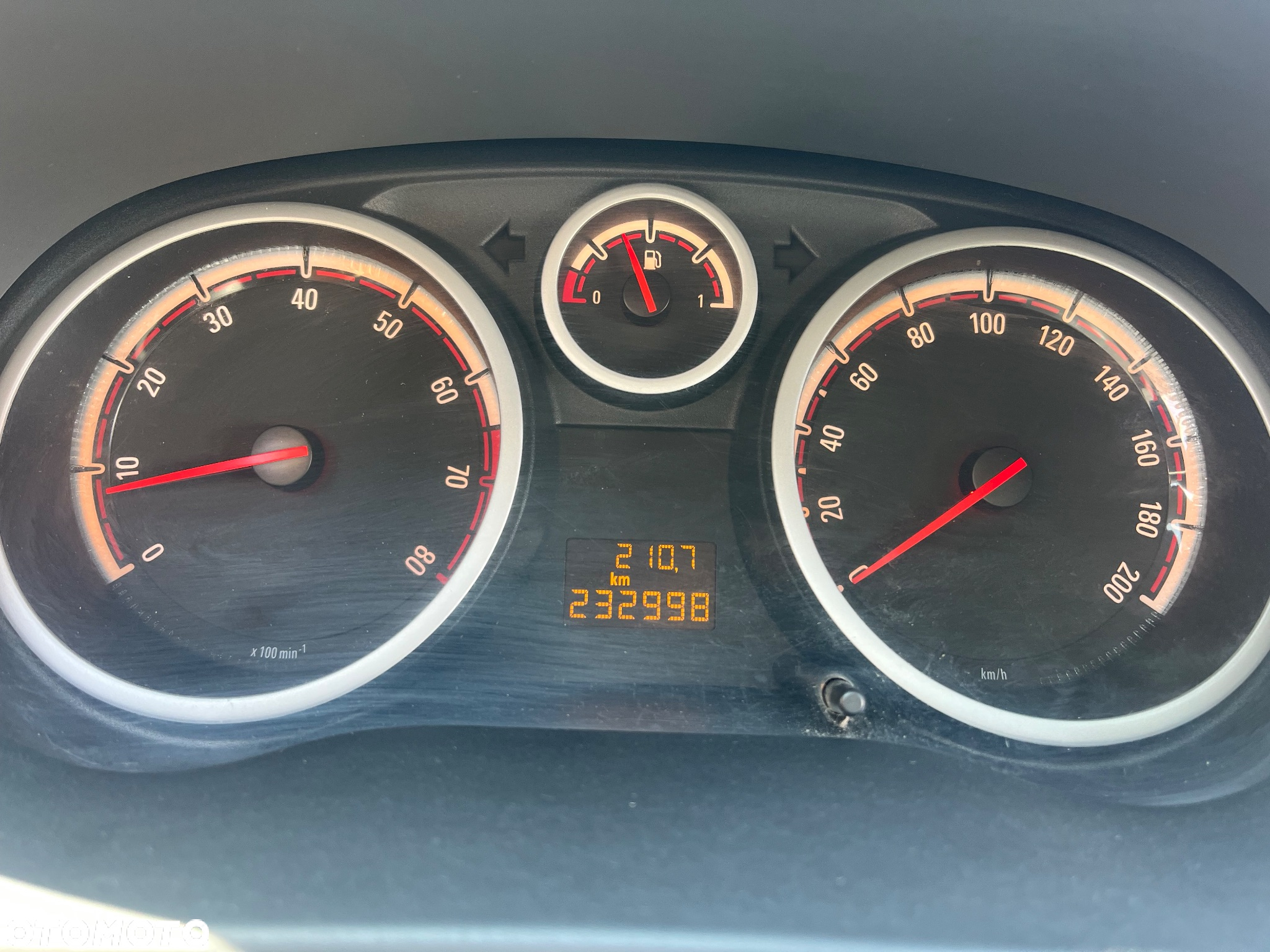 Opel Corsa 1.4 16V Edition - 15