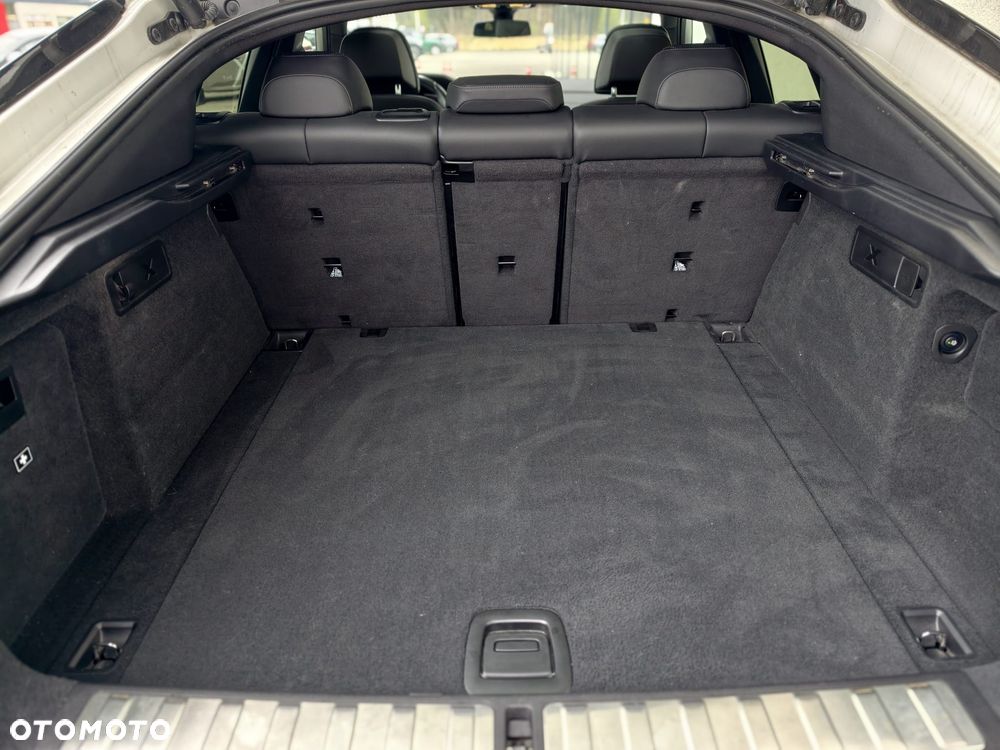 BMW X6 xDrive30d - 14