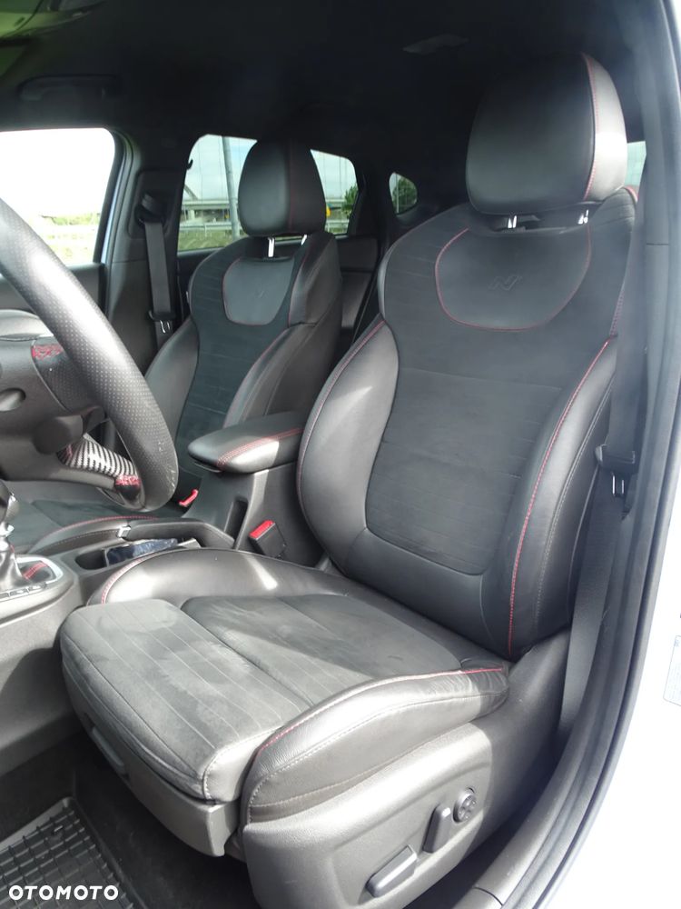 Hyundai i30 N - 12