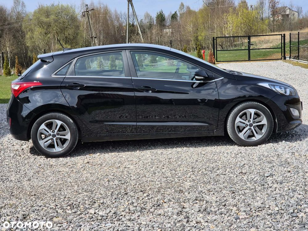 Hyundai i30 1.6 CRDi Premium - 6