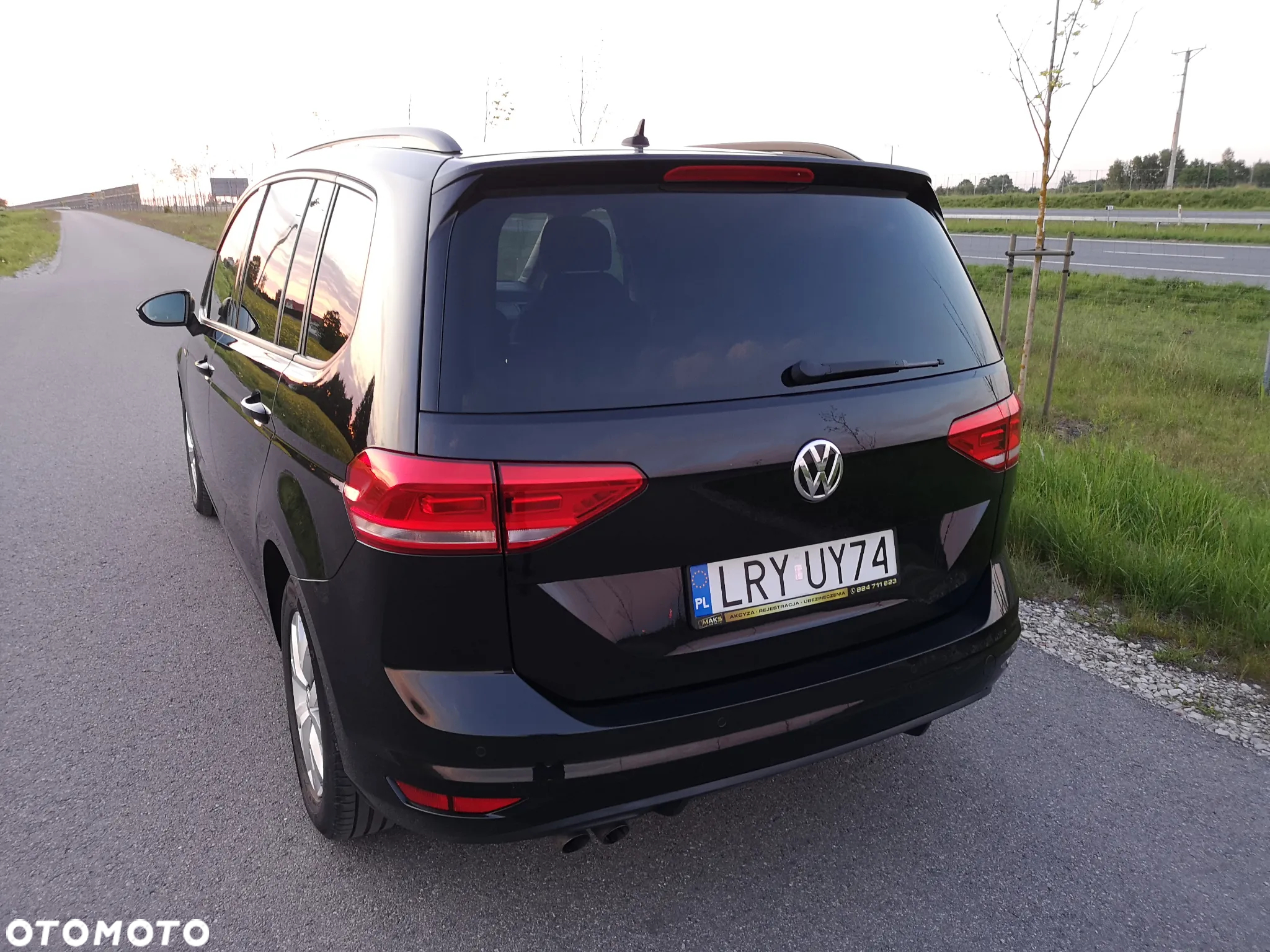 Volkswagen Touran 2.0 TDI SCR DSG Comfortline - 29