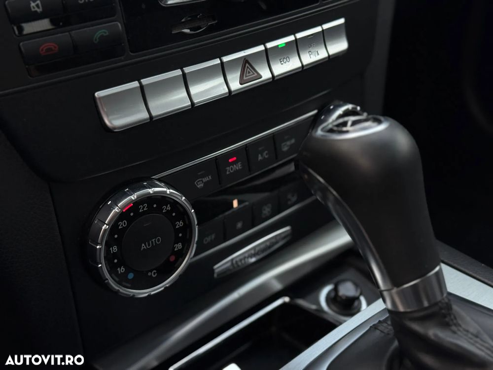 Mercedes-Benz C 220 (BlueTEC) d T 7G-TRONIC AMG Line - 11