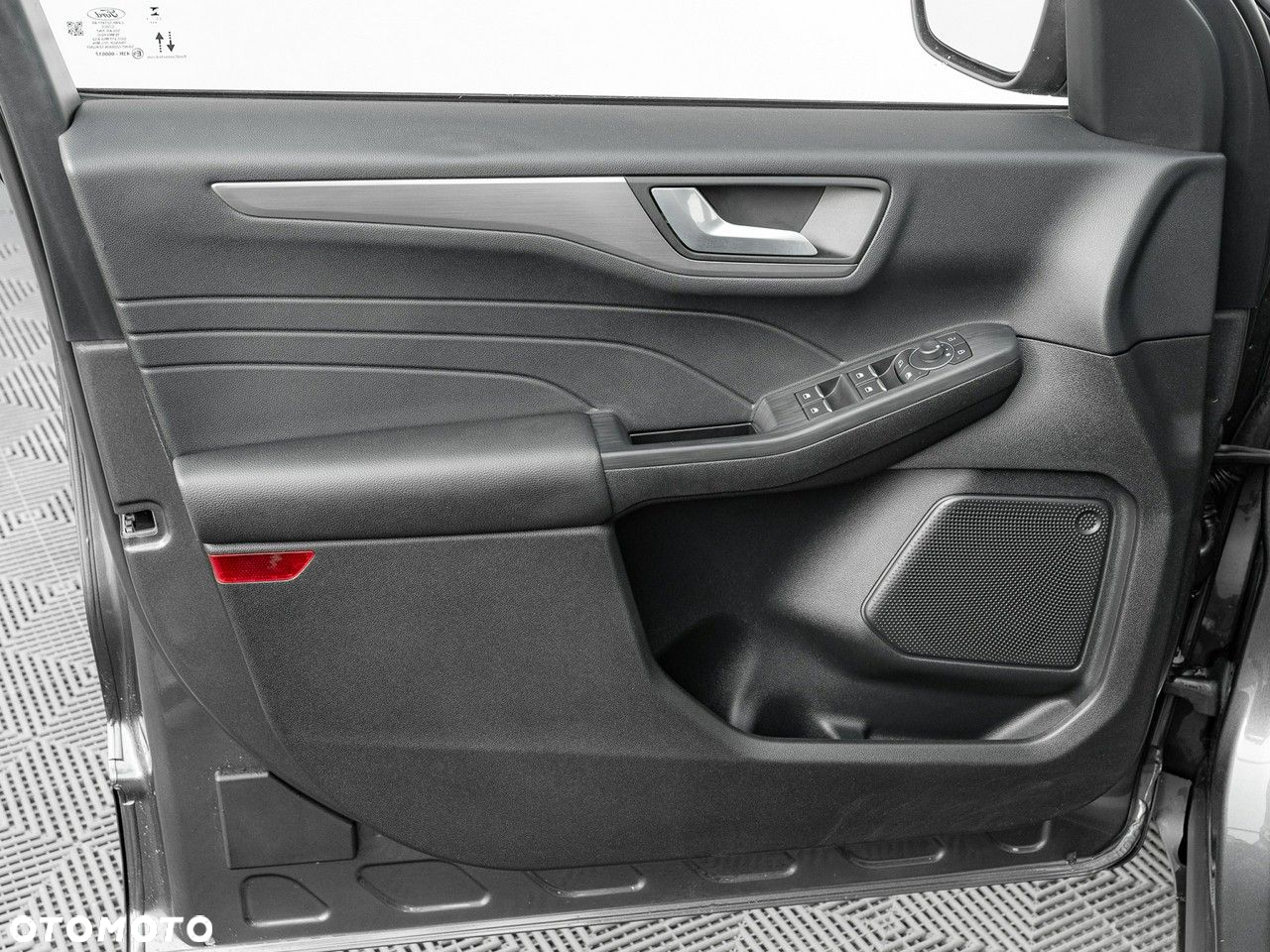 Ford Kuga 1.5 EcoBoost FWD Titanium - 13