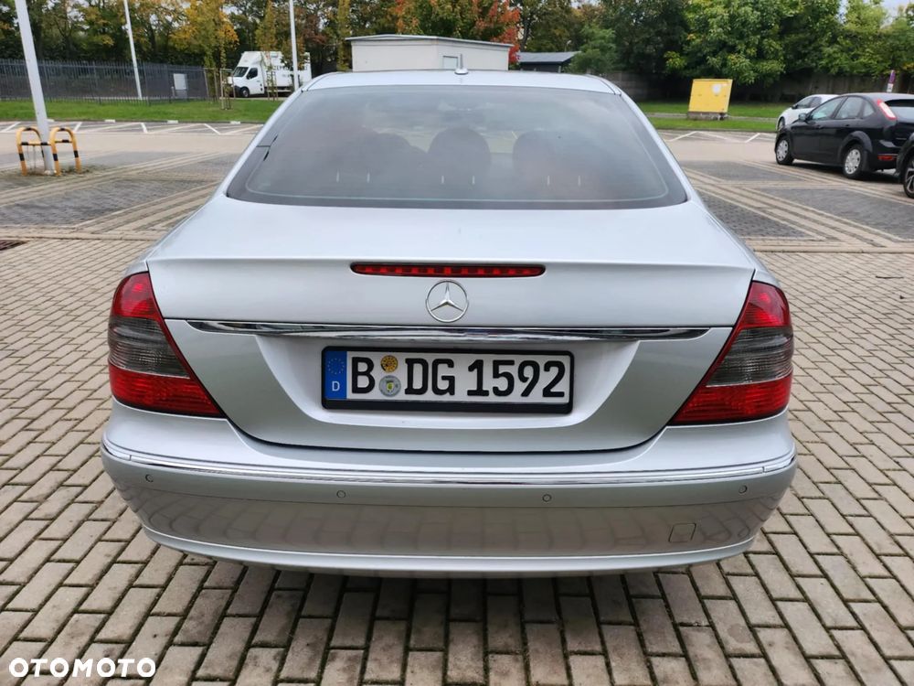 Mercedes-Benz Klasa E - 4