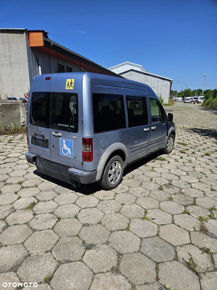 Ford Tourneo Connect - 4