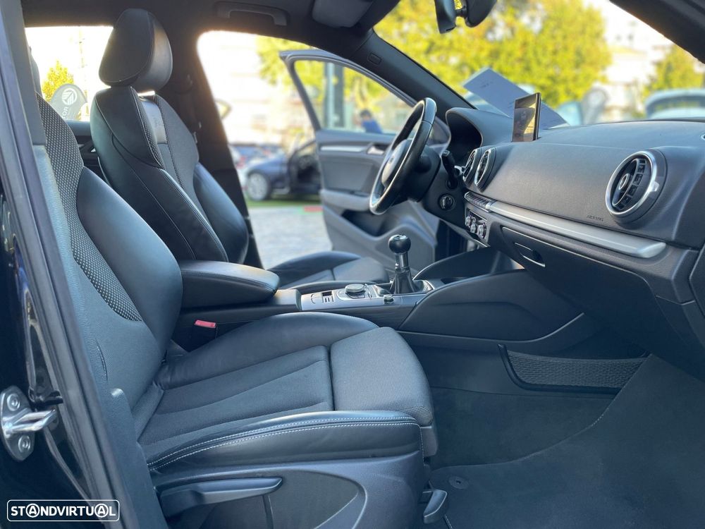 Audi A3 Sportback 2.0 TDI S-line - 28