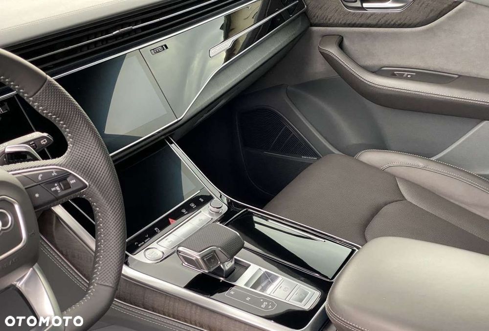 Audi Q8 - 23