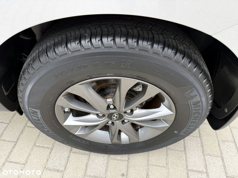 Hyundai ix35 1.6 2WD blue Trend - 18