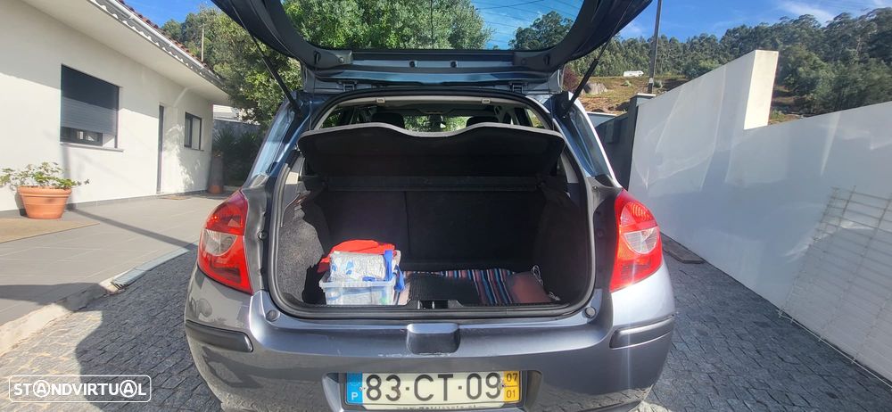 Renault Clio 1.5 dCi Dynamique Luxe - 8