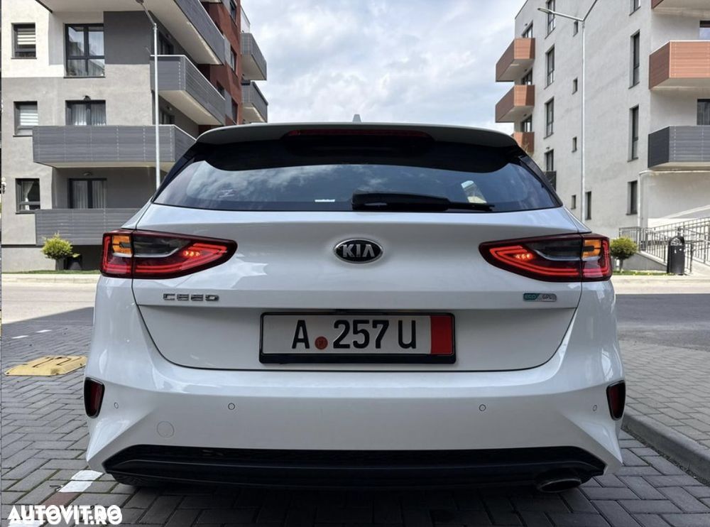 Kia Ceed - 20