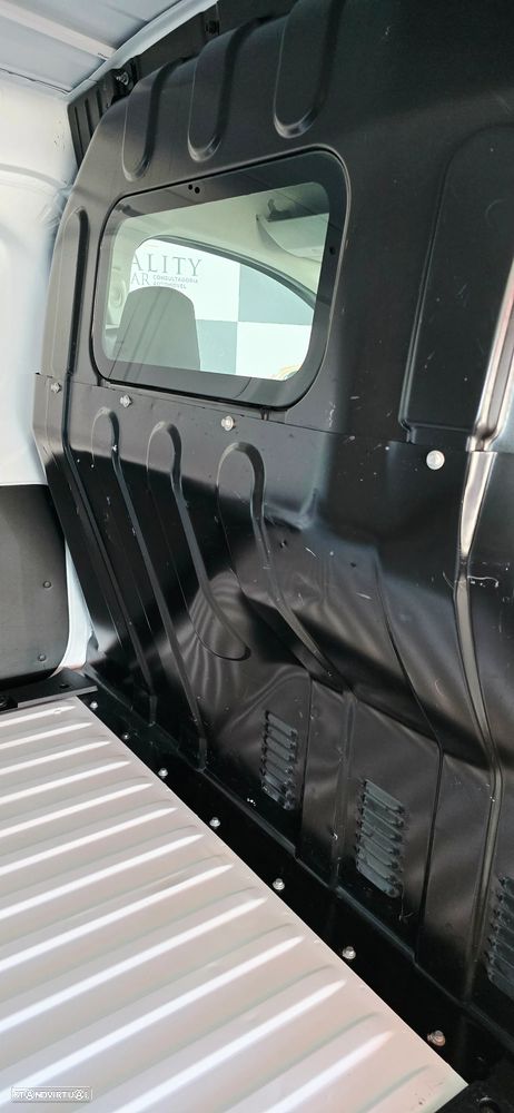 Renault Express - 10