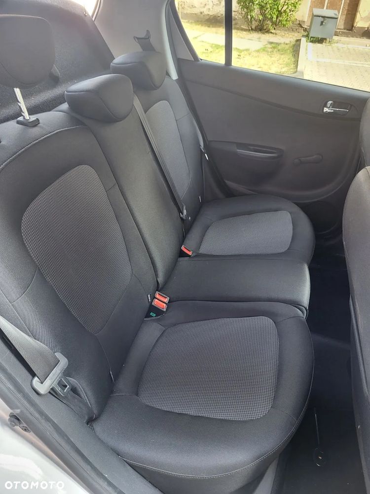 Hyundai i20 - 8